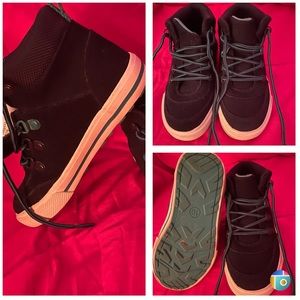 Cat & Jack Toddler boy Sneakers